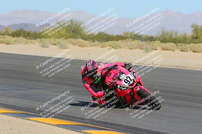 media/Oct-30-2022-CVMA (Sun) [[fb421c3cec]]/Race 10 Supersport Middleweight Shootout/